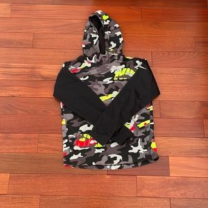 Nike Modern Camo hoodie BOYS size (XL)